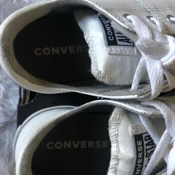 Converse - Picture 2 of 7